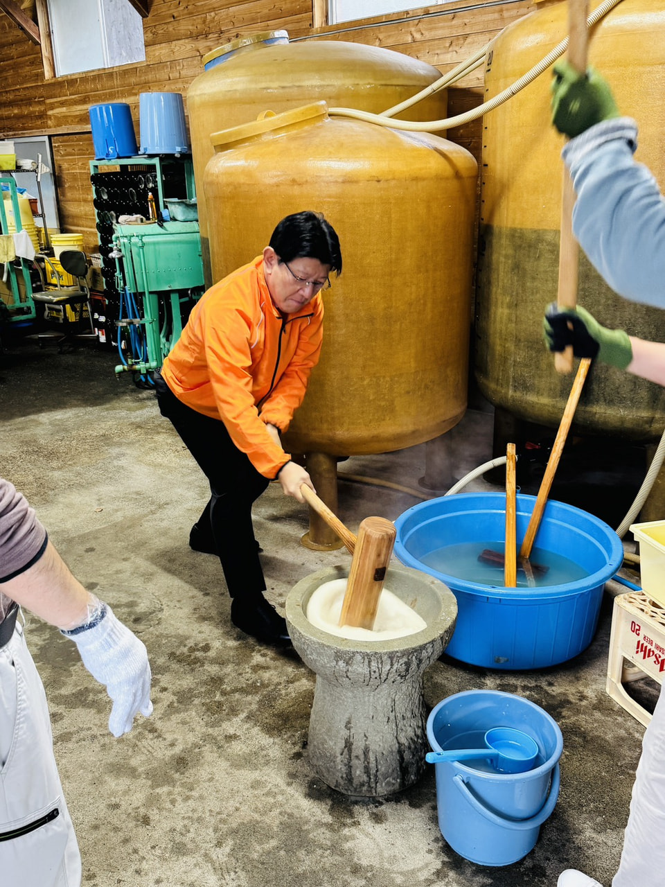 2025年12月22日（月）宇和島市津島町の皆さまと餅つき
